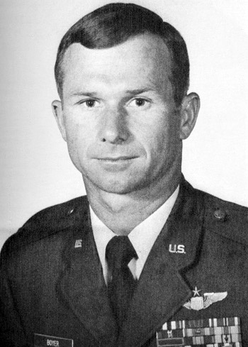 Man in a decorated U.S. Air Force suit.